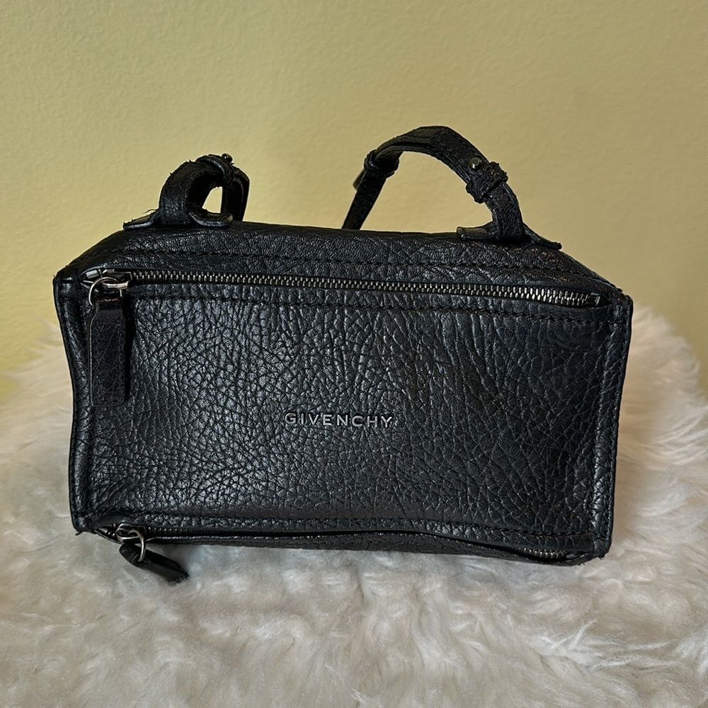 💯Authentic Givenchy Pandora  Black Leather Mini Crossbody Bag🍀 - Picture 13 of 15